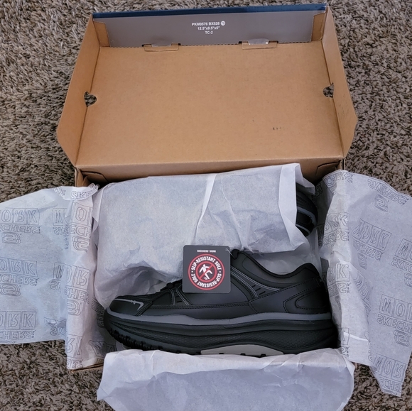 Skechers - Picture 5 of 6